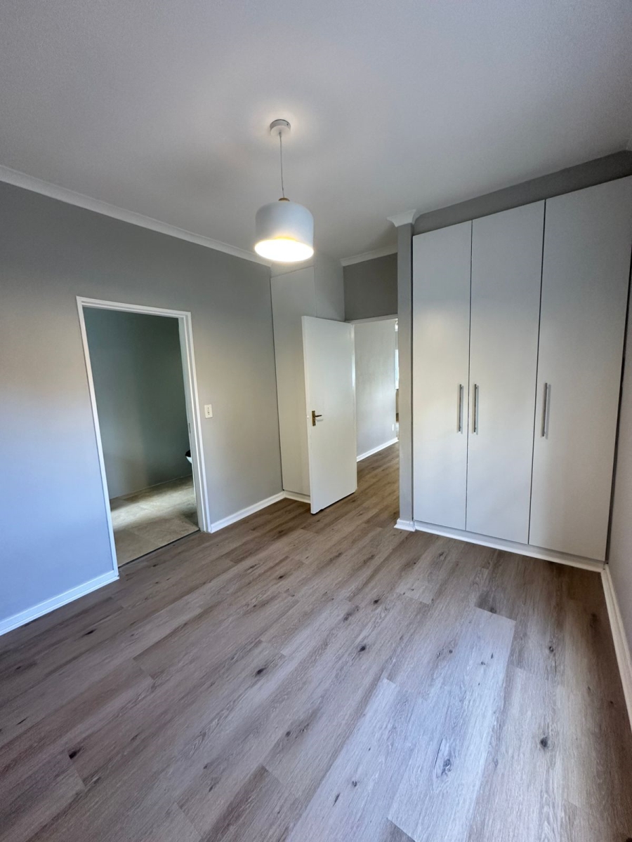 To Let 1 Bedroom Property for Rent in Harfield Village Western Cape